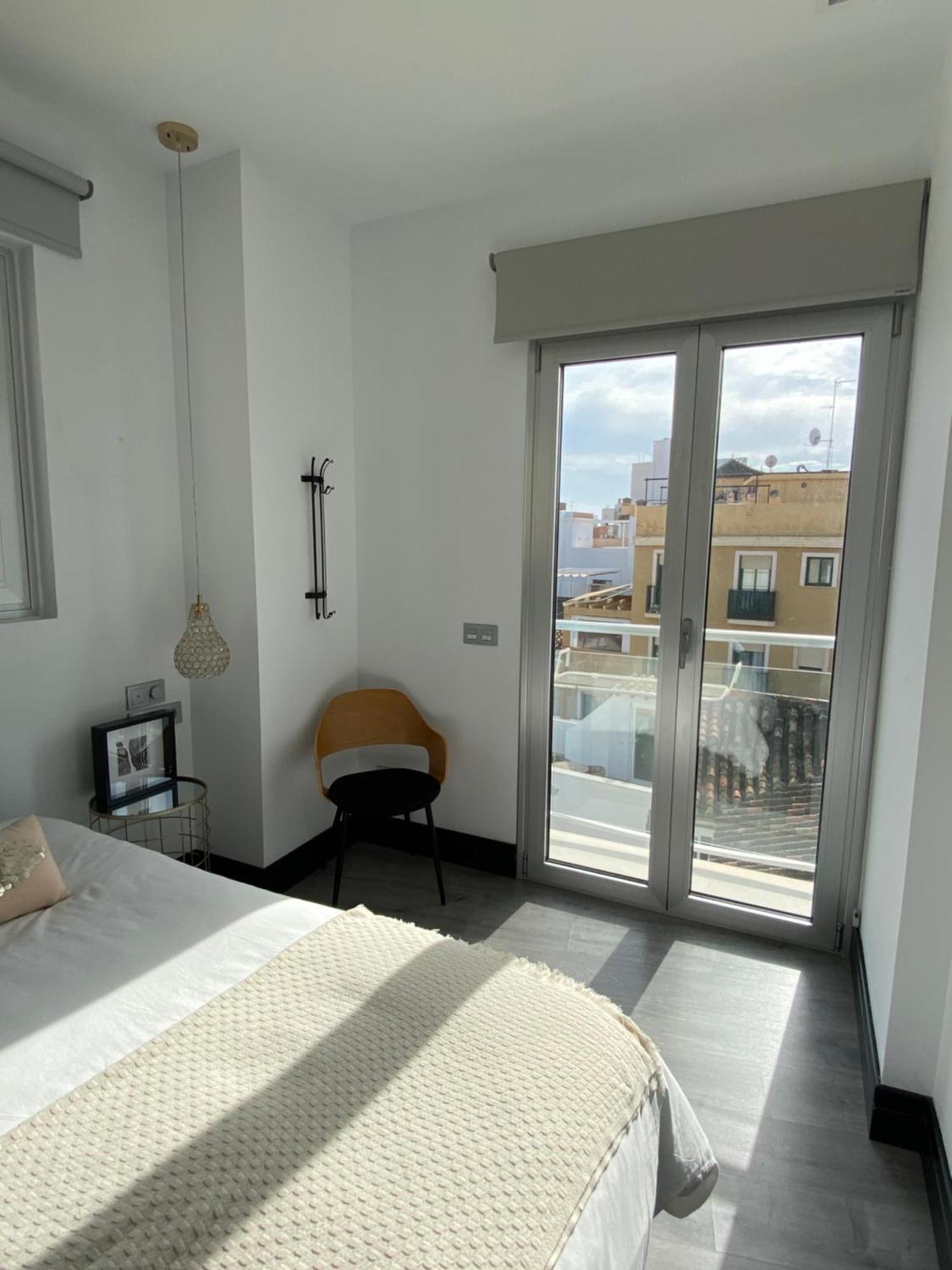 Stay U-Nique Apartments Rosaleda Малага Номер фото